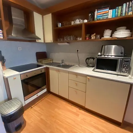 Lavish, Poolside 2 Bed At Garden Of Eden Sveti Vlas