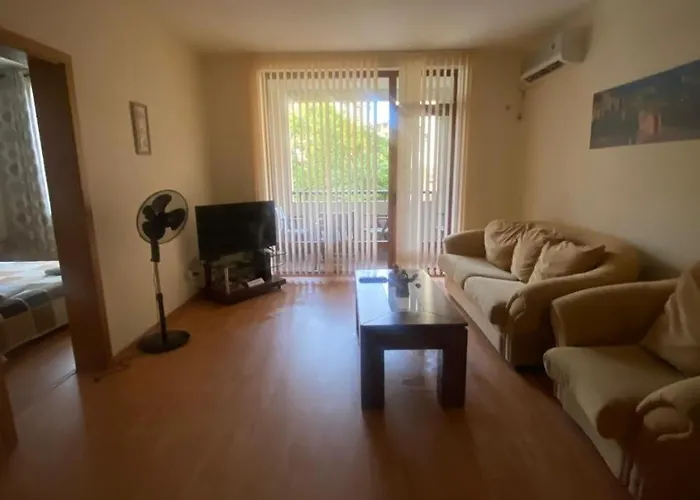 Apartman Lavish, Poolside 2 Bed At Garden Of Eden