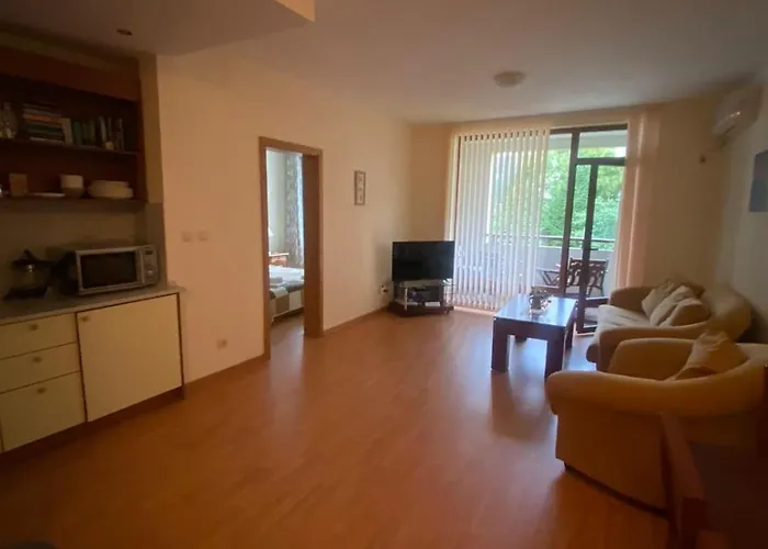 Apartman Lavish, Poolside 2 Bed At Garden Of Eden *